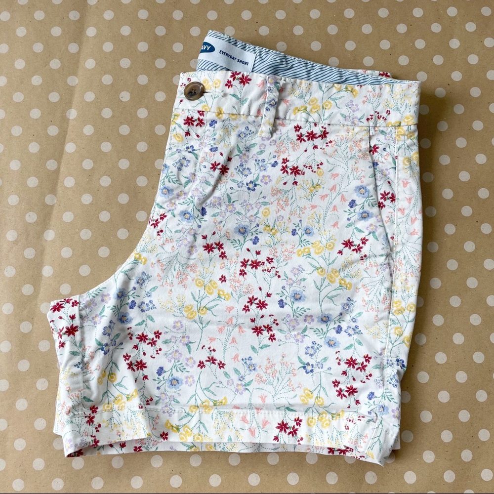 Old Navy Everyday Floral Shorts